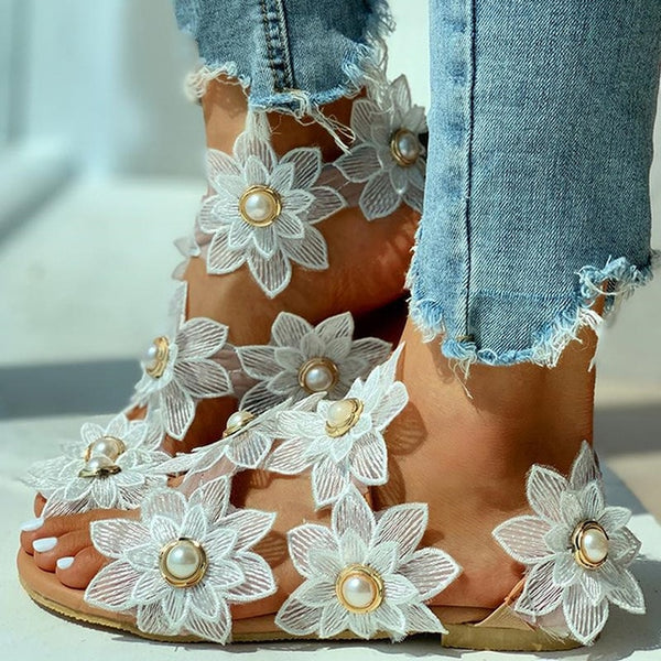 2020 New Summer Ladies Bohemian Floral Flat Sandals.