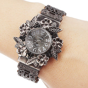 2020 XINHUA Trending Stainless Steel Dial Quartz Women Fashion Wristwatches